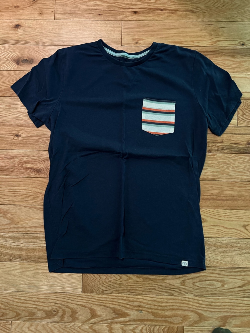 Marine Layer Pocket Tee Size M/L